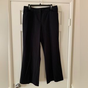 Woman’s wide leg pant